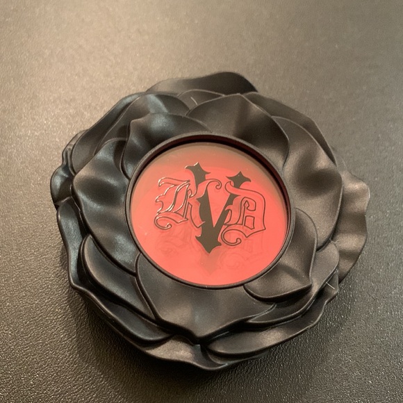 KVD Kat Avon D Everlasting Blush - Picture 2 of 6